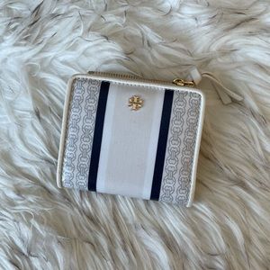Tory Burch wallet